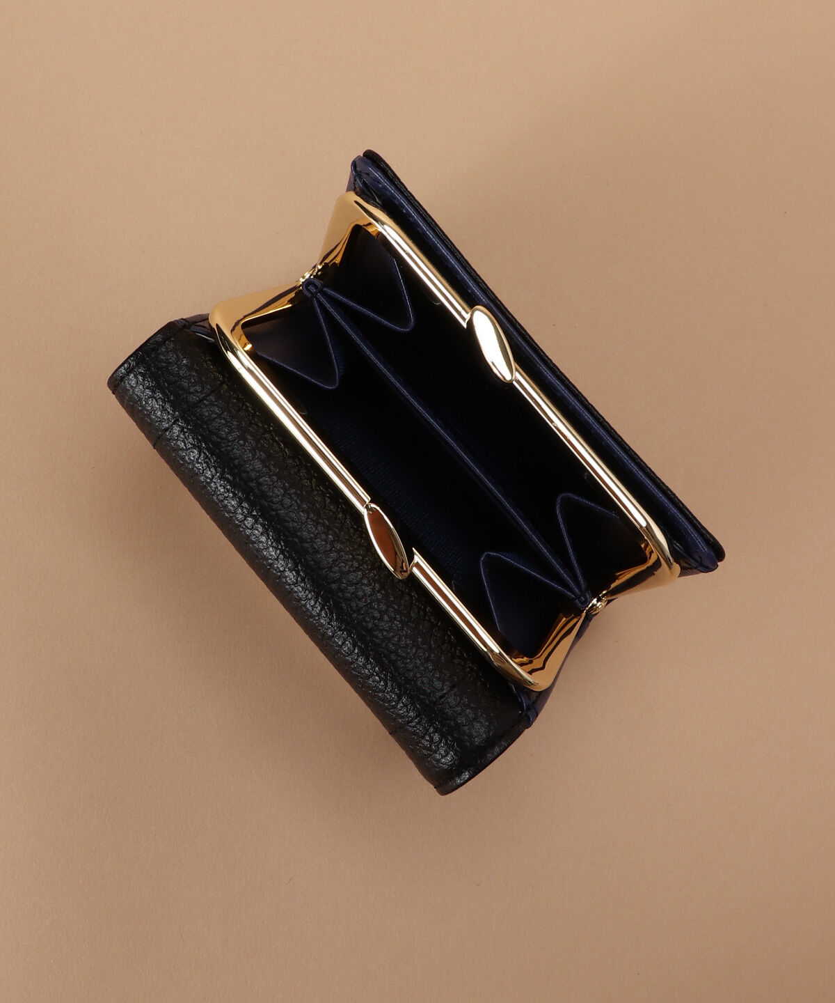 Samantha Thavasa「サイドスタッズ 口金財布」|財布|