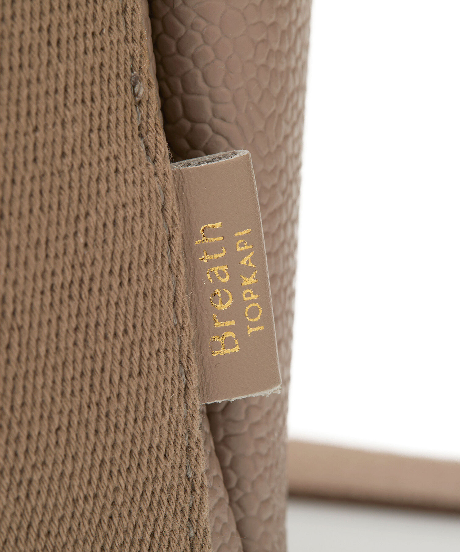 TOPKAPI BREATH「【TOPKAPI &times; 藤本美貴さんコラボ】スコッチグレイン 6ポケット 2way トートバッグ M/マザーズバッグ/撥水」|ショルダー・メッセンジャー|