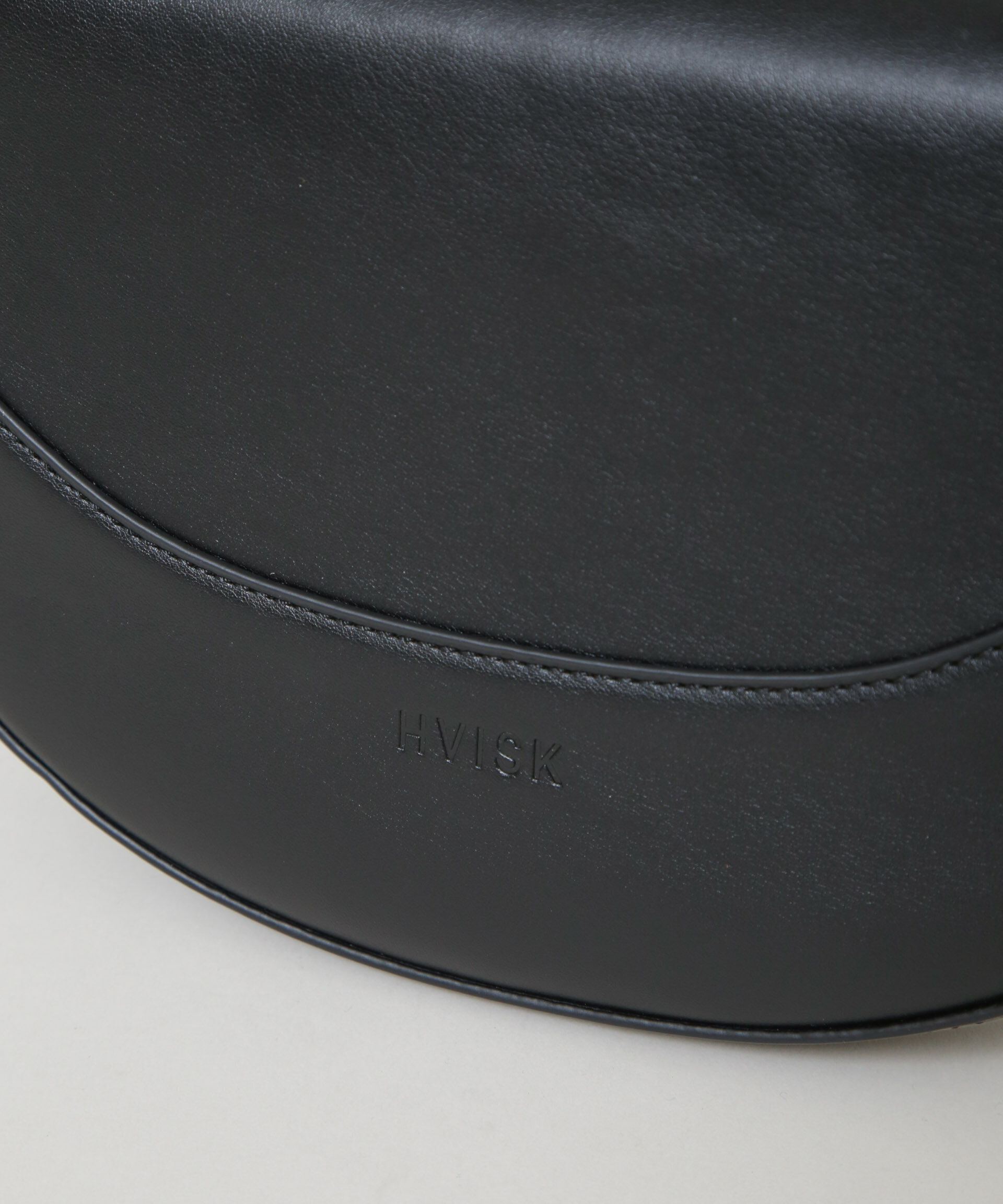 nano･universe「HVISK/Cliff」|ショルダー・メッセンジャー|