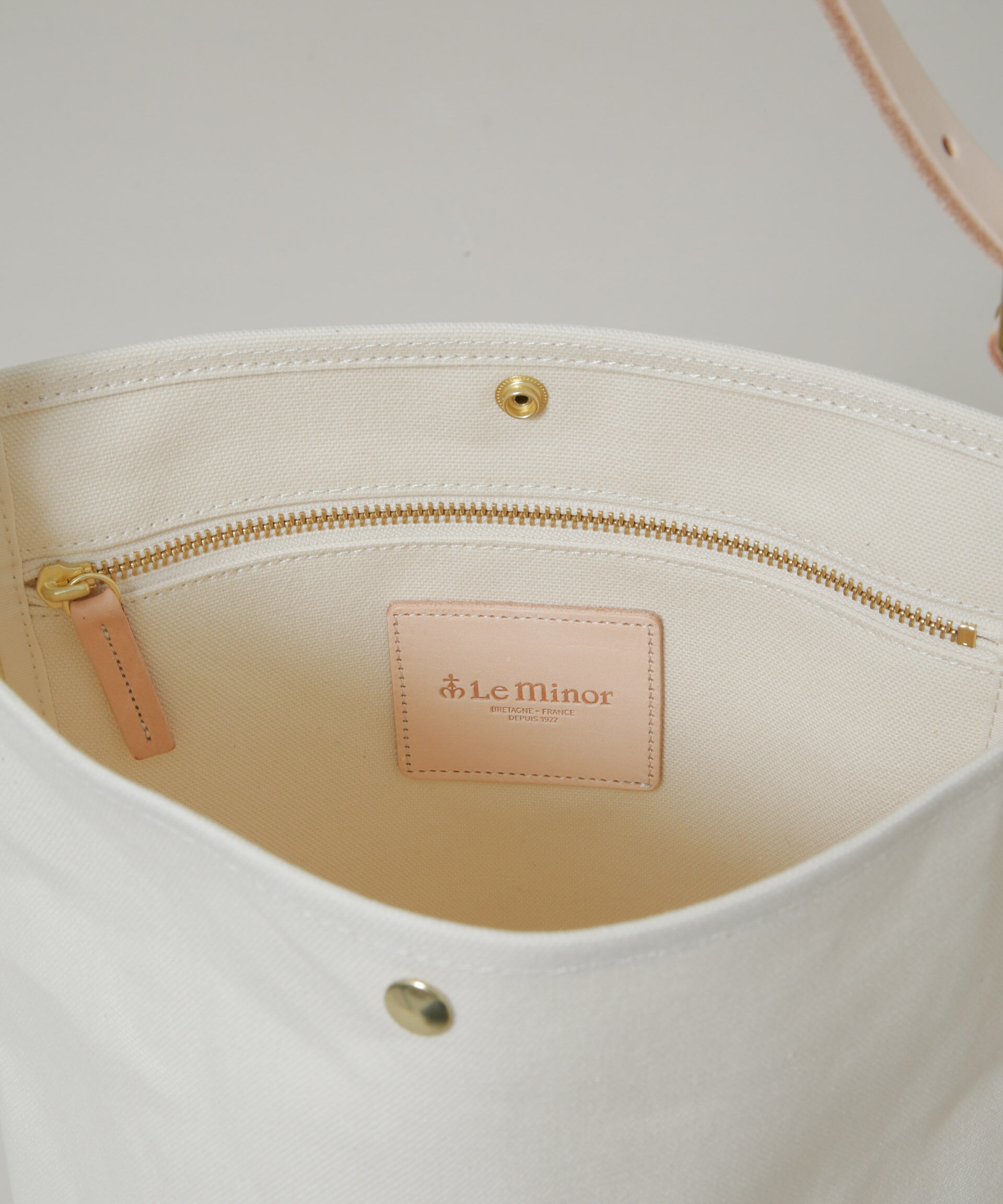 nano･universe「Le minor/TOILE MARCHE ECRU」|ショルダー・メッセンジャー|