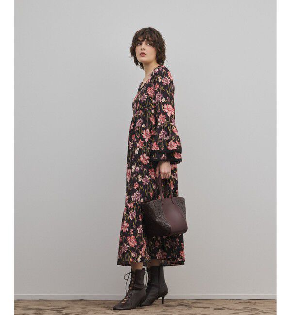 GRACE CONTINENTAL「ボタニカルプリントティアードワンピース」|ワンピース|