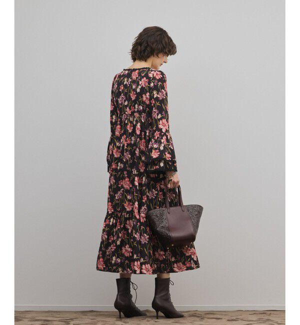 GRACE CONTINENTAL「ボタニカルプリントティアードワンピース」|ワンピース|