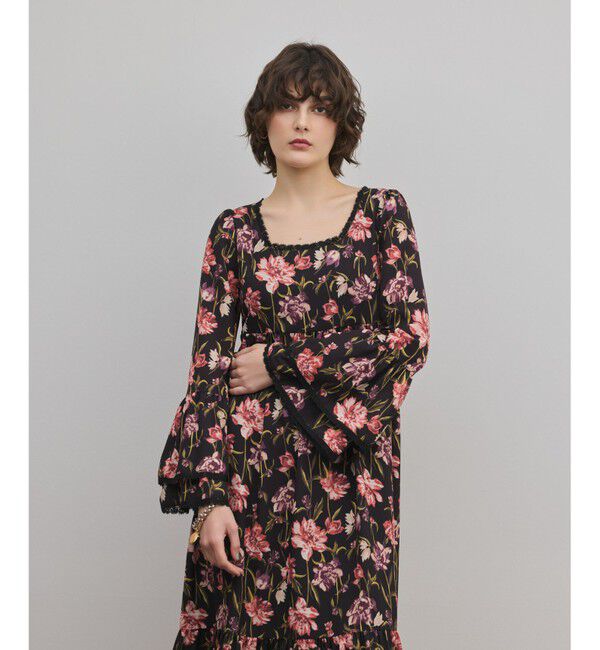 GRACE CONTINENTAL「ボタニカルプリントティアードワンピース」|ワンピース|