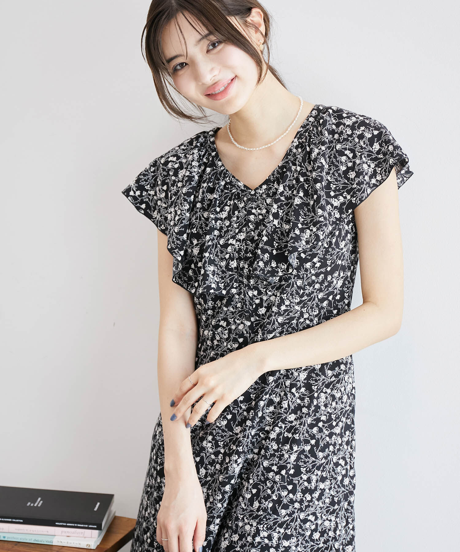 Rope&rsquo;Picnic「フラワープリントラッフルワンピース/リンクコーデ」|ワンピース|ブラック系(02)