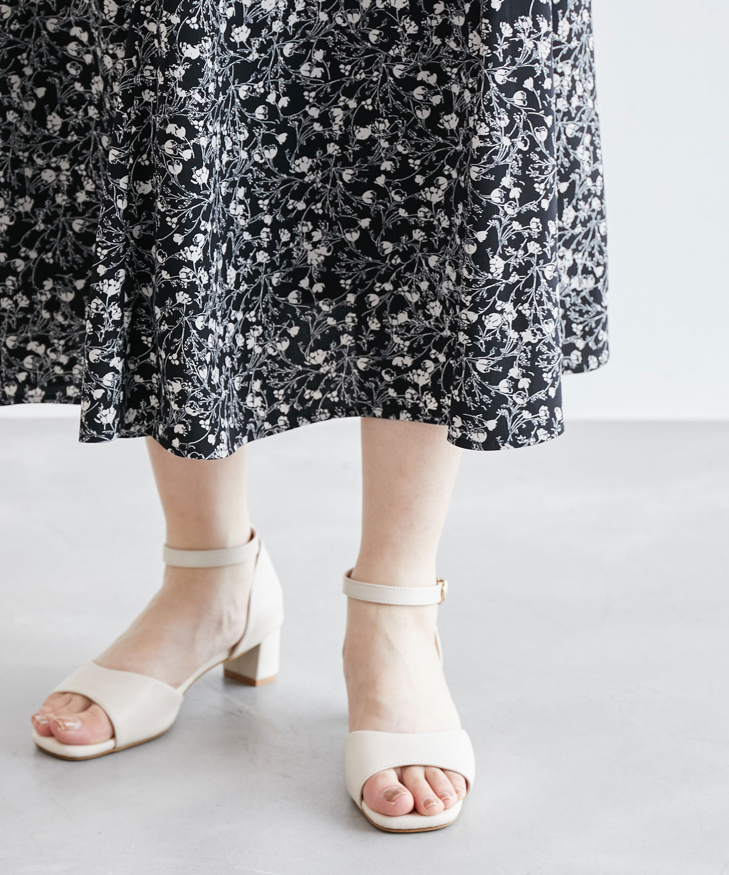 Rope&rsquo;Picnic「フラワープリントラッフルワンピース/リンクコーデ」|ワンピース|