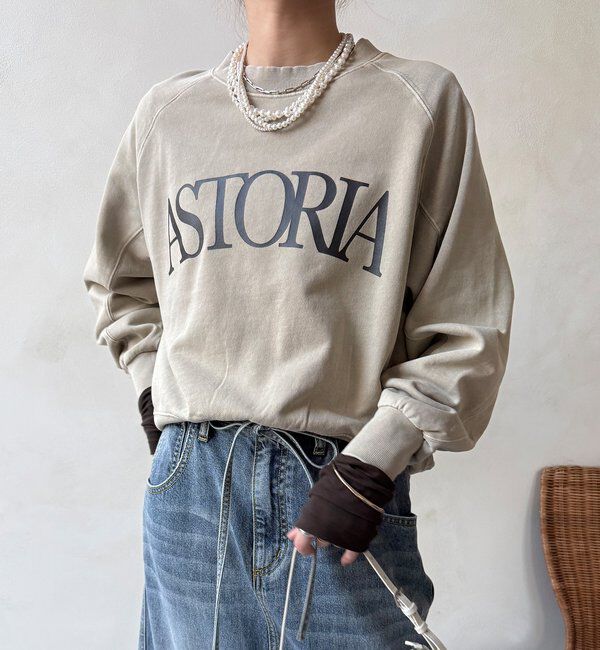  「【WEB限定】ロゴプリントクルーネック裏毛プルオーバー」|Tシャツ・カットソー|グレージュ