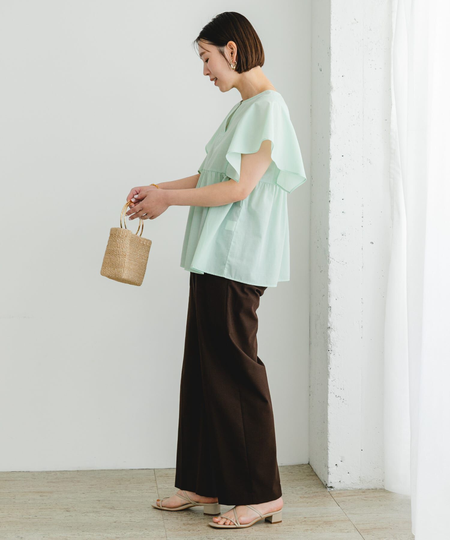 URBAN RESEARCH ROSSO「『UR TECH』F by ROSSO　スクエアスリーブブラウス」|シャツ・ブラウス|