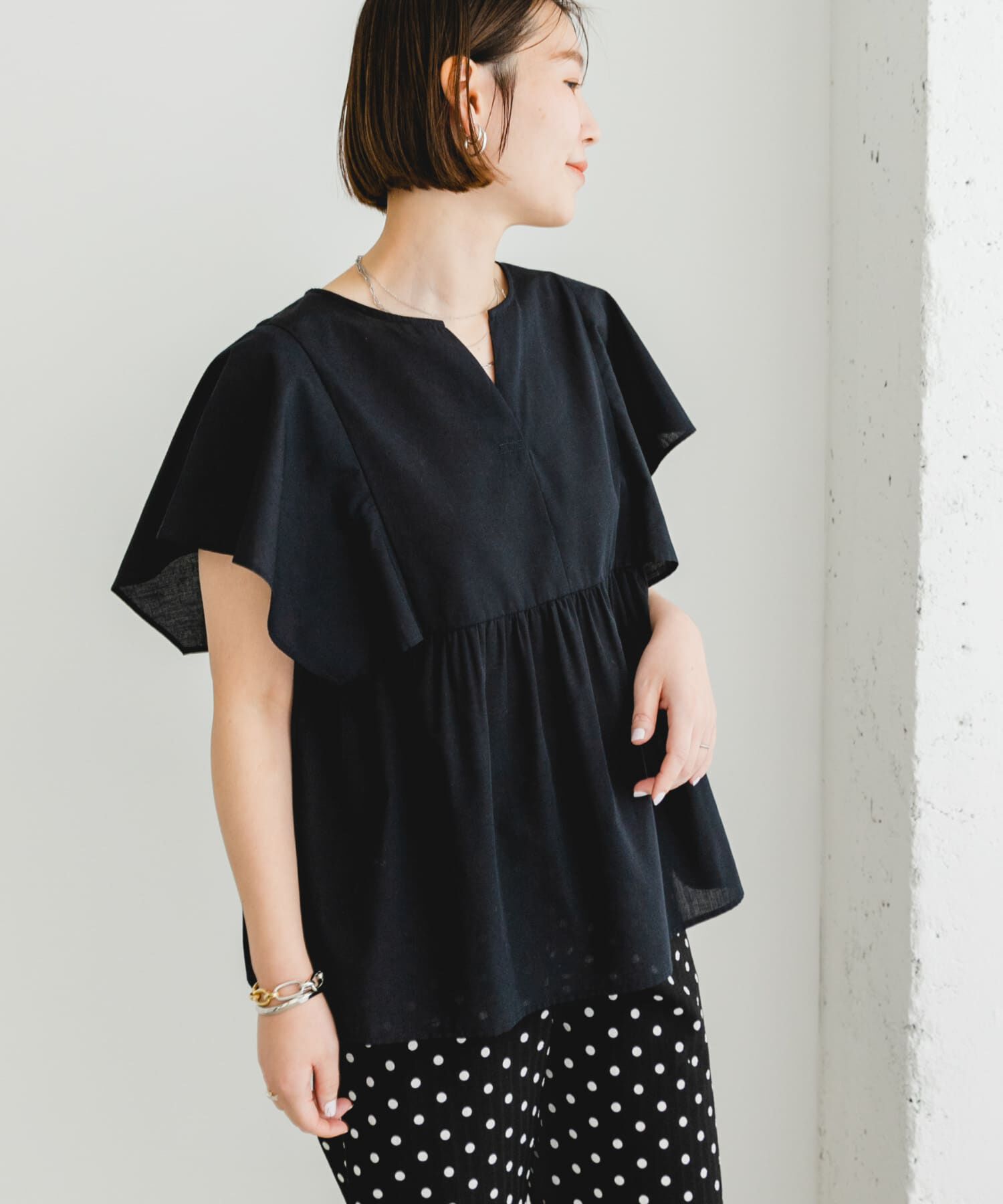 URBAN RESEARCH ROSSO「『UR TECH』F by ROSSO　スクエアスリーブブラウス」|シャツ・ブラウス|