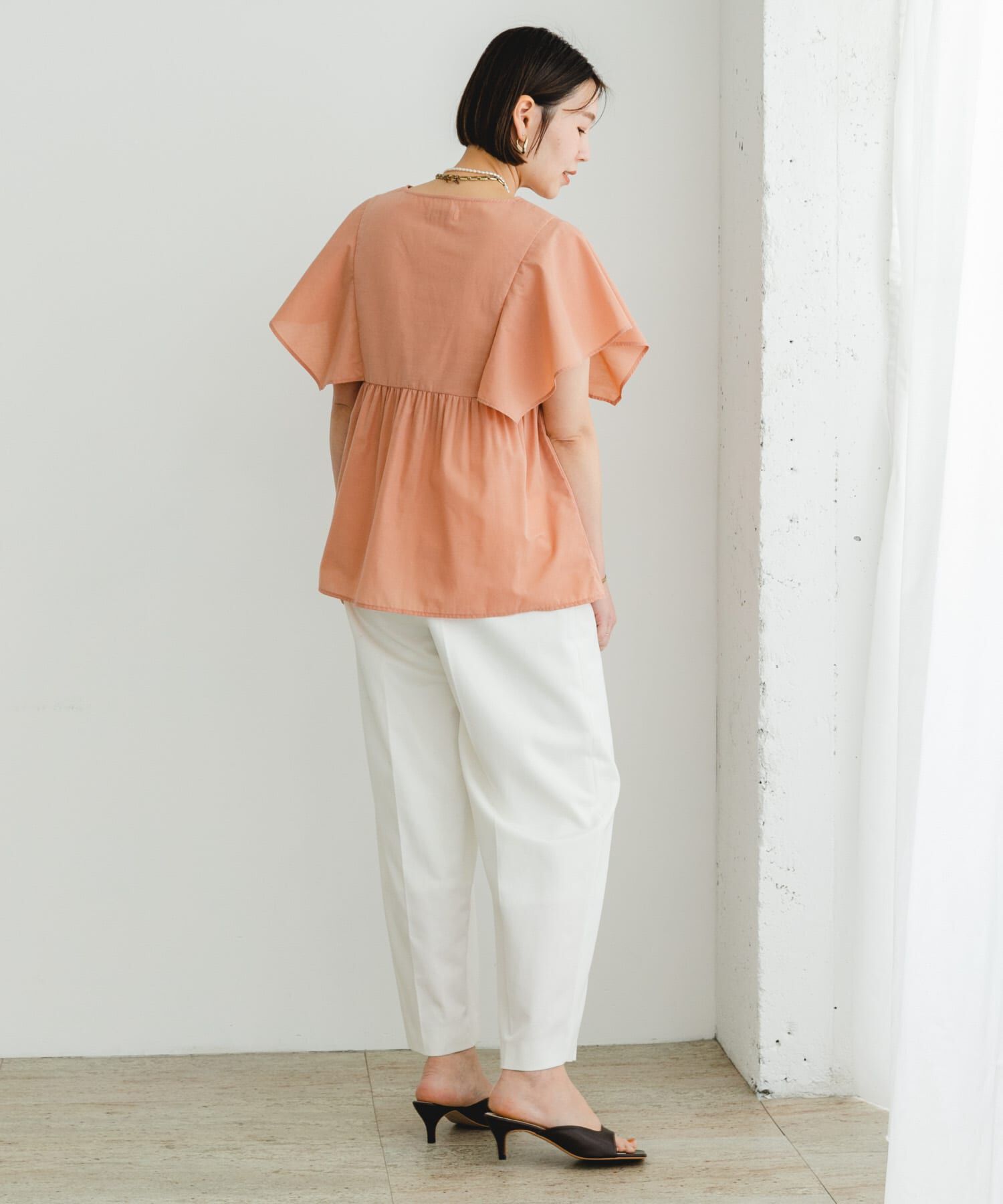 URBAN RESEARCH ROSSO「『UR TECH』F by ROSSO　スクエアスリーブブラウス」|シャツ・ブラウス|