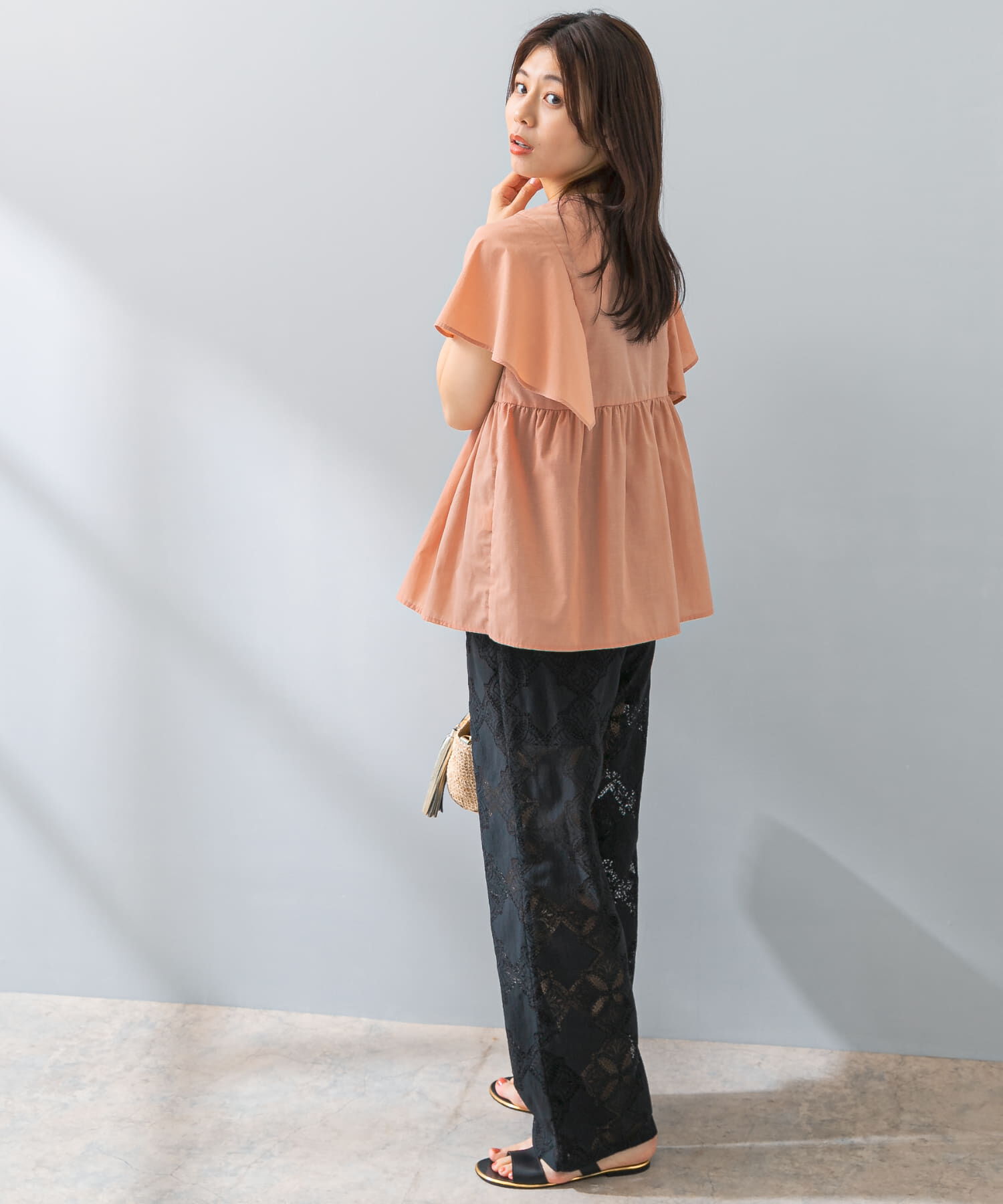 URBAN RESEARCH ROSSO「『UR TECH』F by ROSSO　スクエアスリーブブラウス」|シャツ・ブラウス|