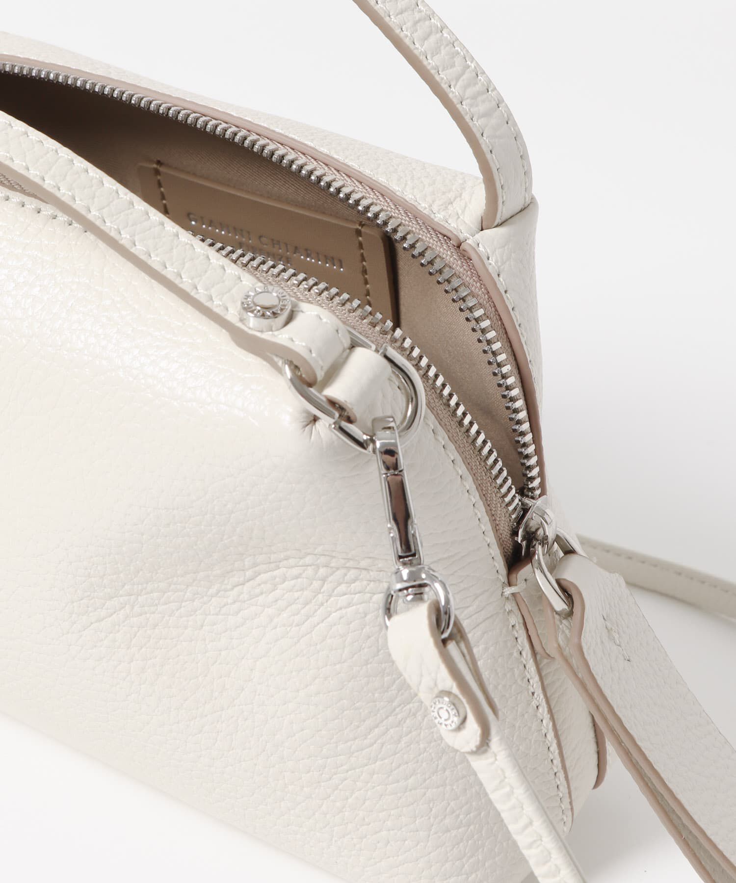 URBAN RESEARCH ROSSO「GIANNI CHIARINI　ALIFA」|ショルダー・メッセンジャー|