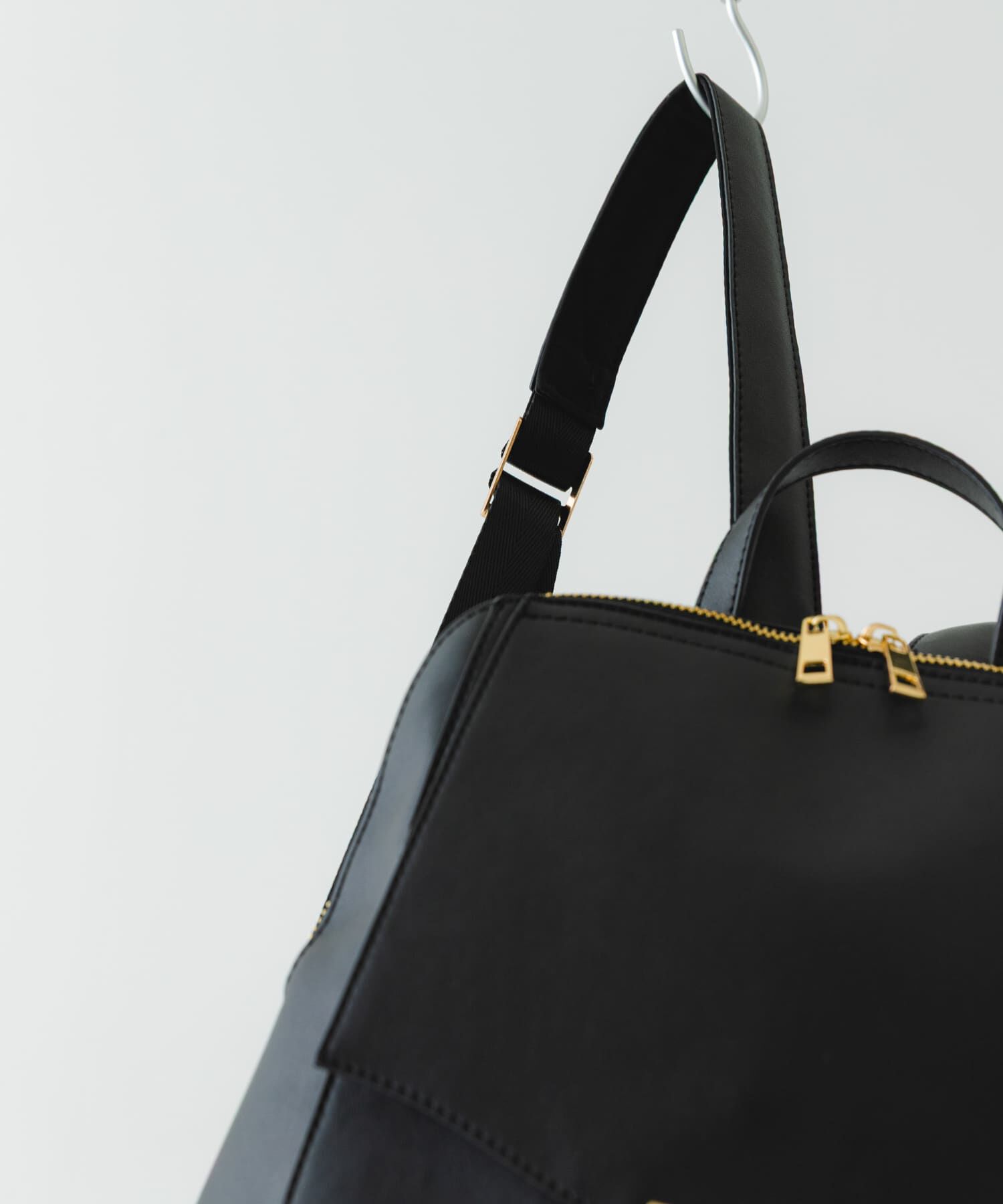 RODE SKO「メタルフラップA4リュック」|その他|