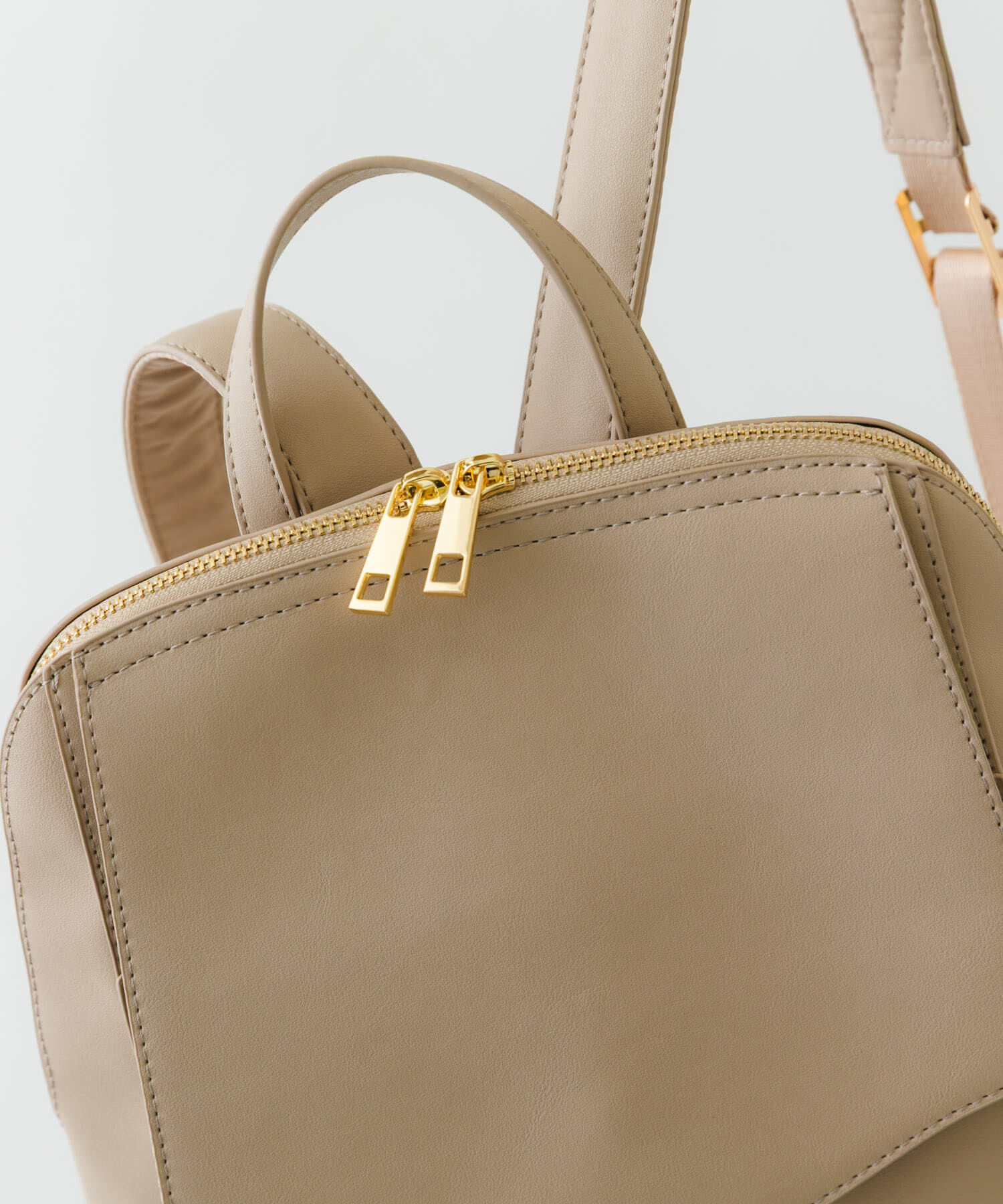 RODE SKO「メタルフラップA4リュック」|その他|