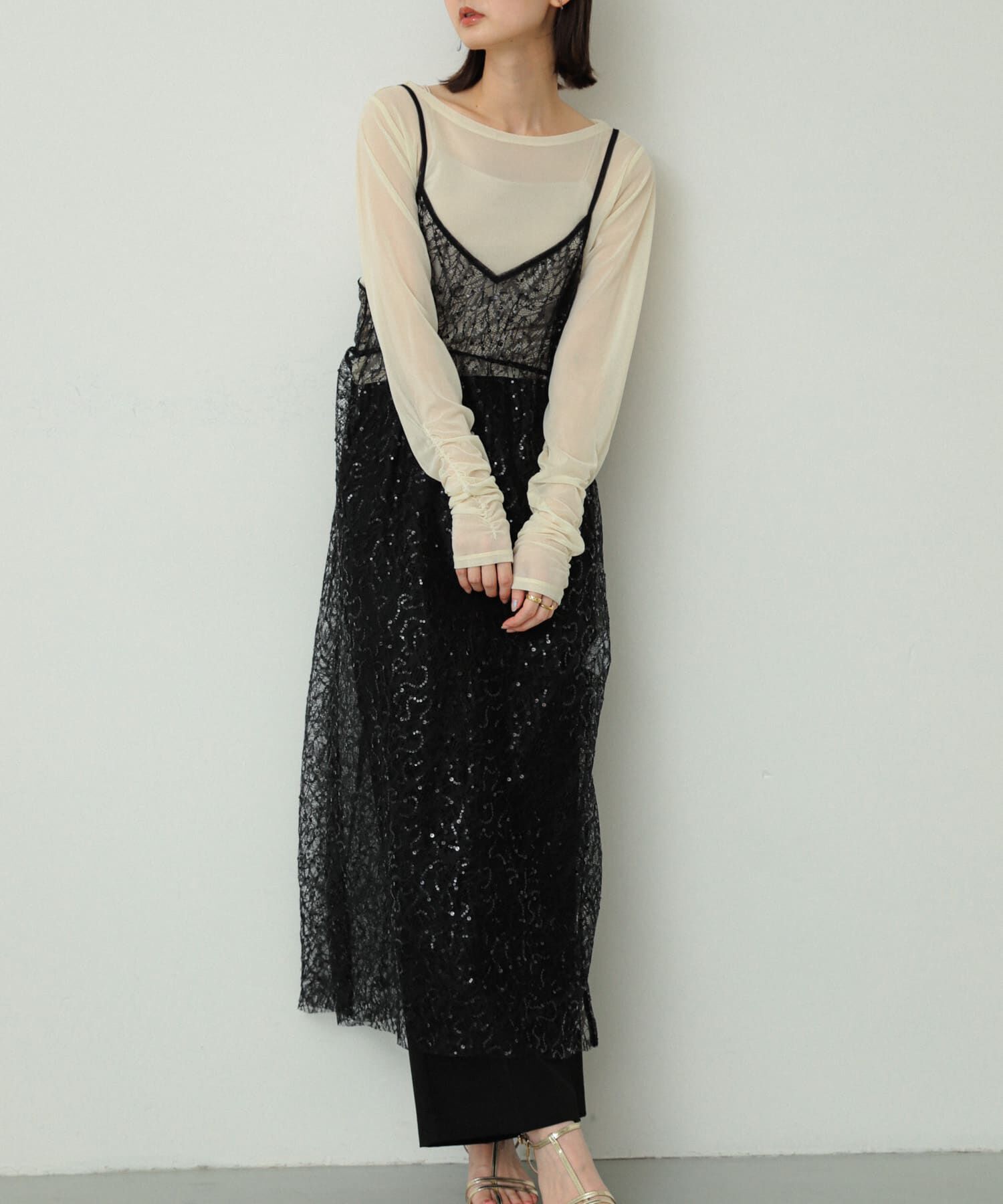 SENSE OF PLACE by URBAN RESEARCH「スパンコールキャミワンピース」|ワンピース|ブラック