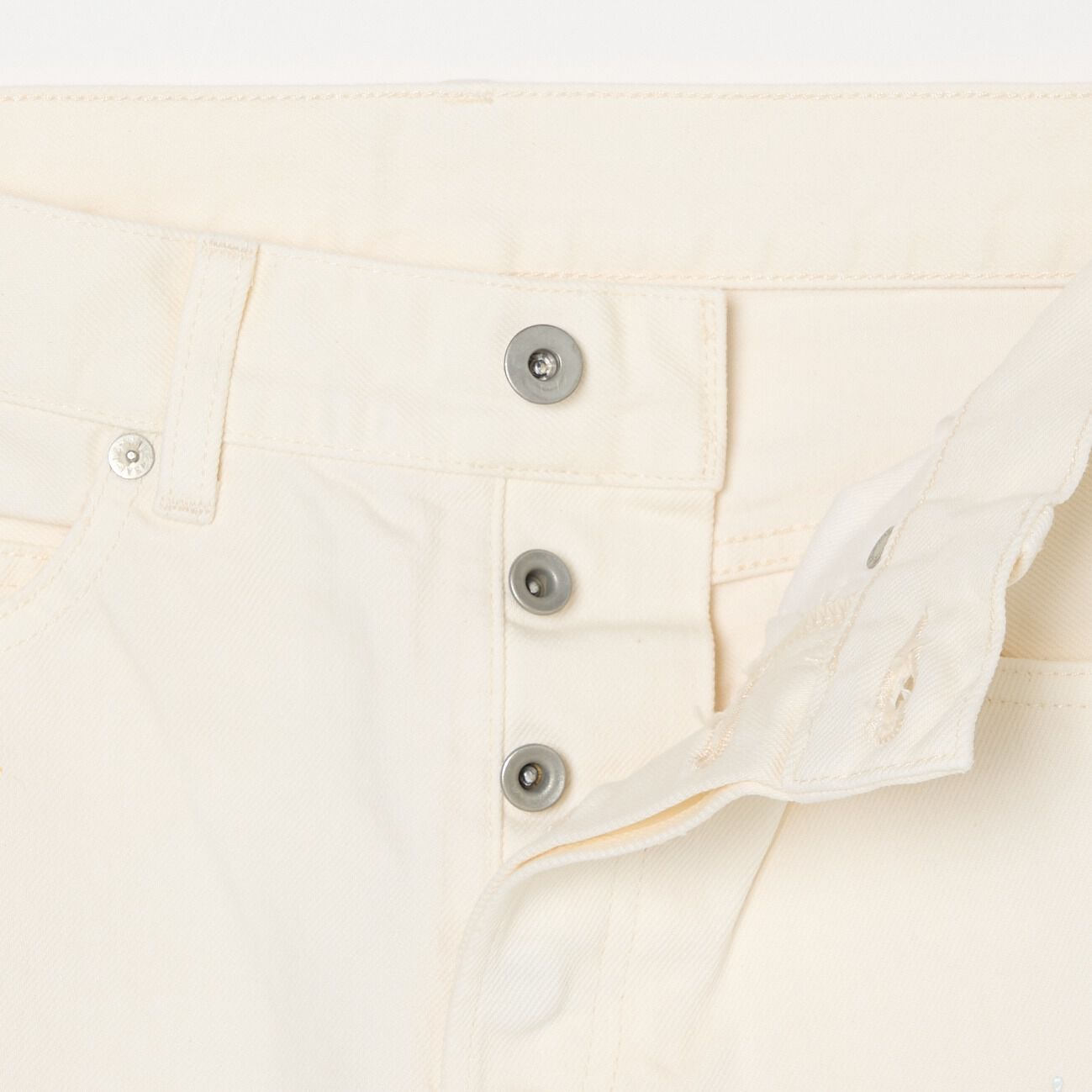  「woadblue SLIT STRAIGHT (DAMAGE)」|チノ|