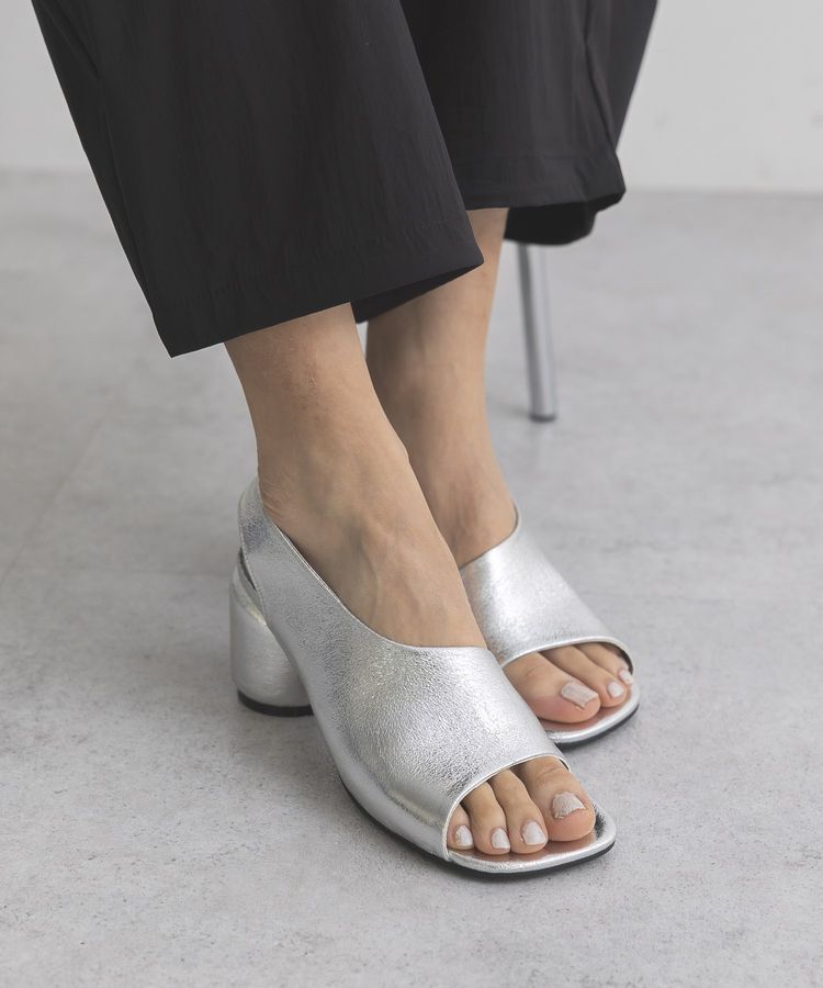 GARAGE OF GOOD CLOTHING「円柱ヒールサンダル（EC限定）」|サンダル|Silver