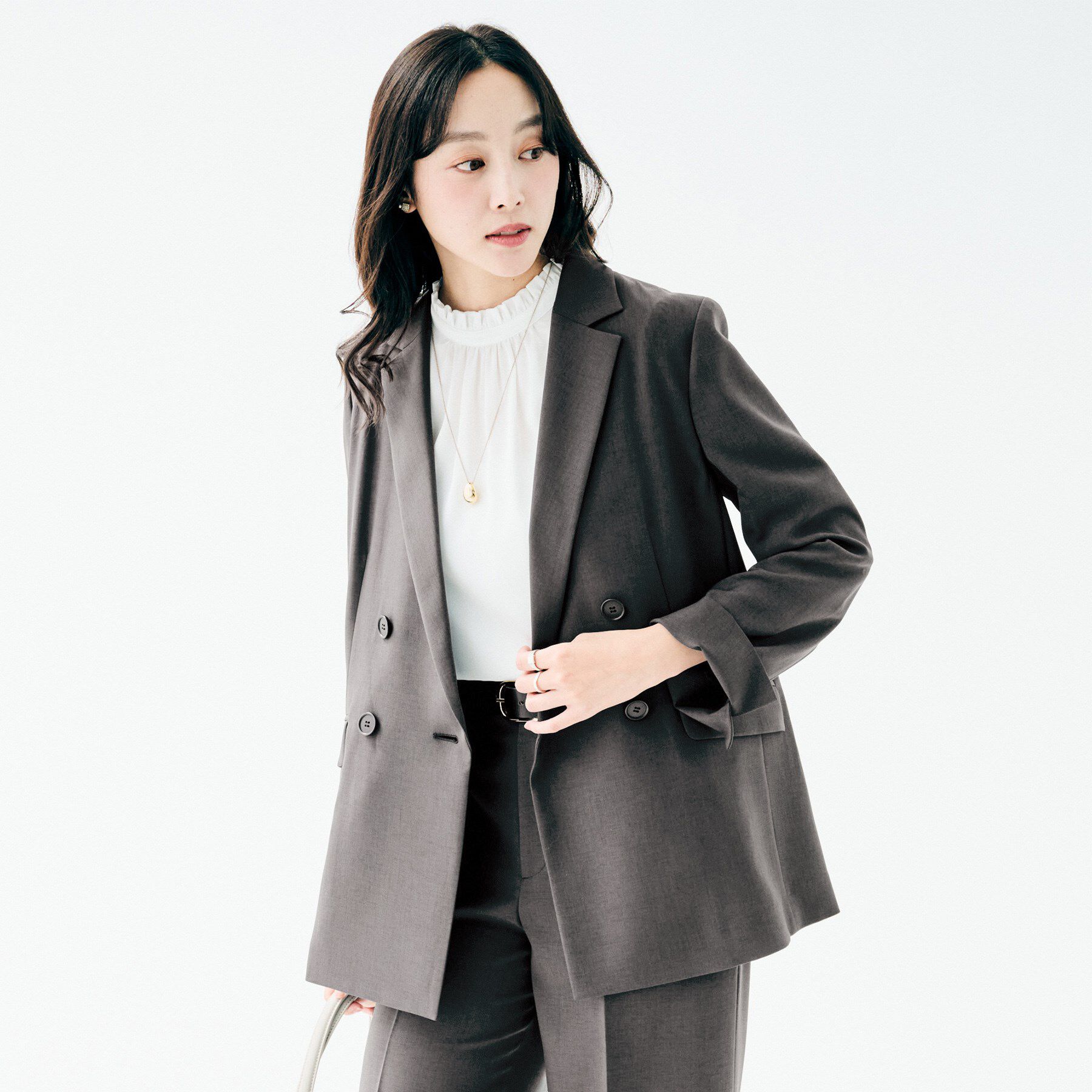 UNTITLED「【接触冷感/UVカット/洗える】エアリー ダブルブレストジャケット」|テーラードジャケット|チャコールグレー(0