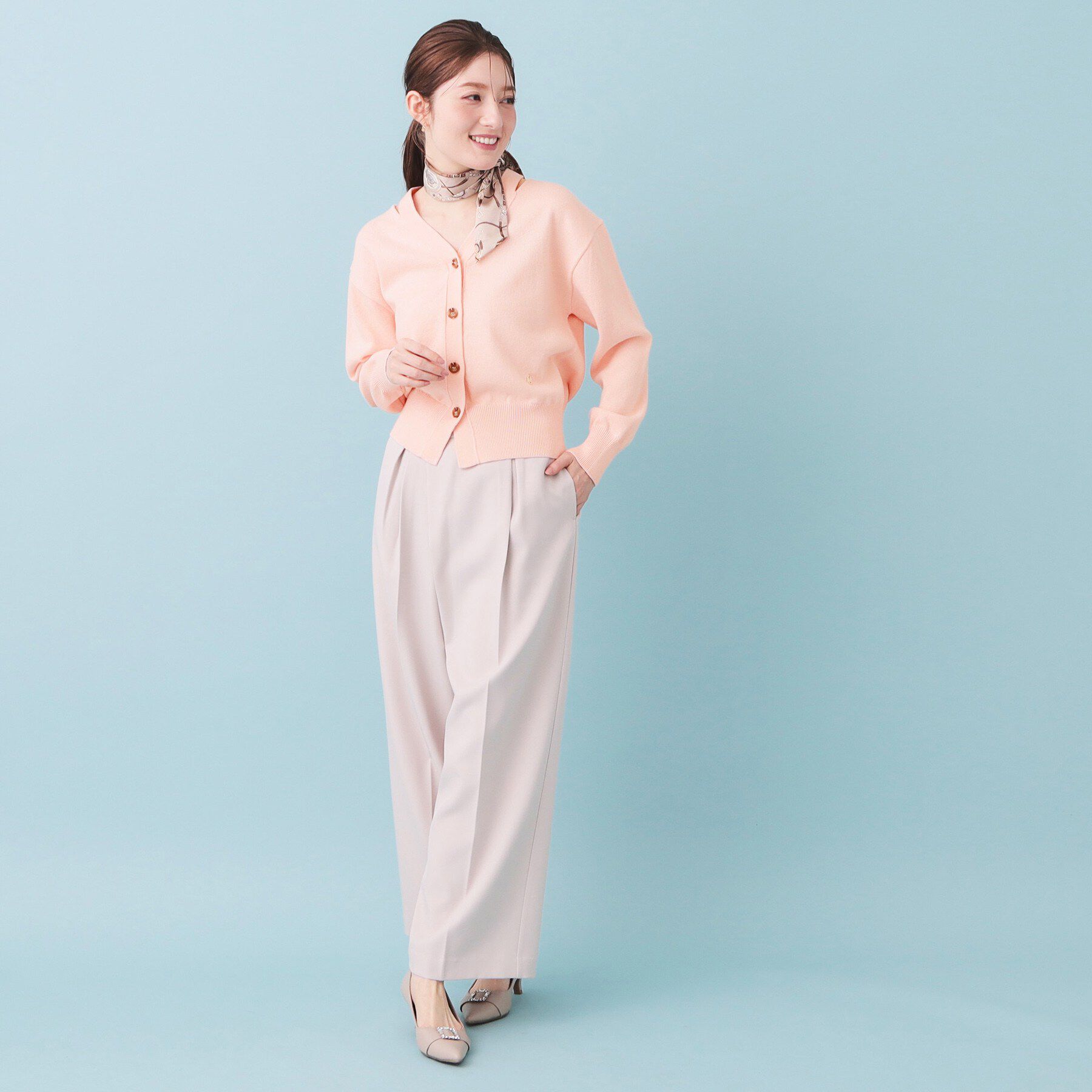 index「ラメリリースリットVネックカーディガン【洗濯機OK】」|カーディガン|