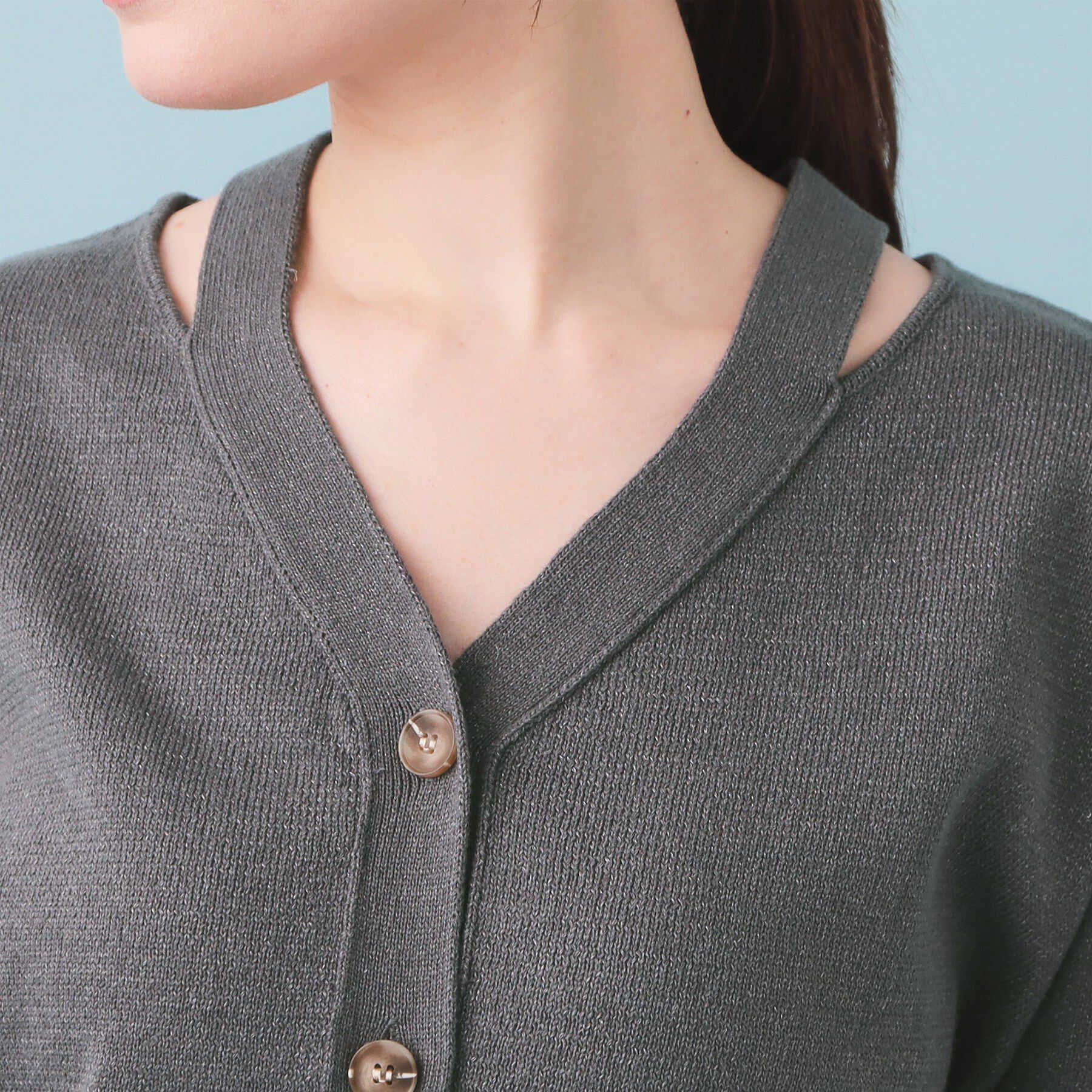 index「ラメリリースリットVネックカーディガン【洗濯機OK】」|カーディガン|