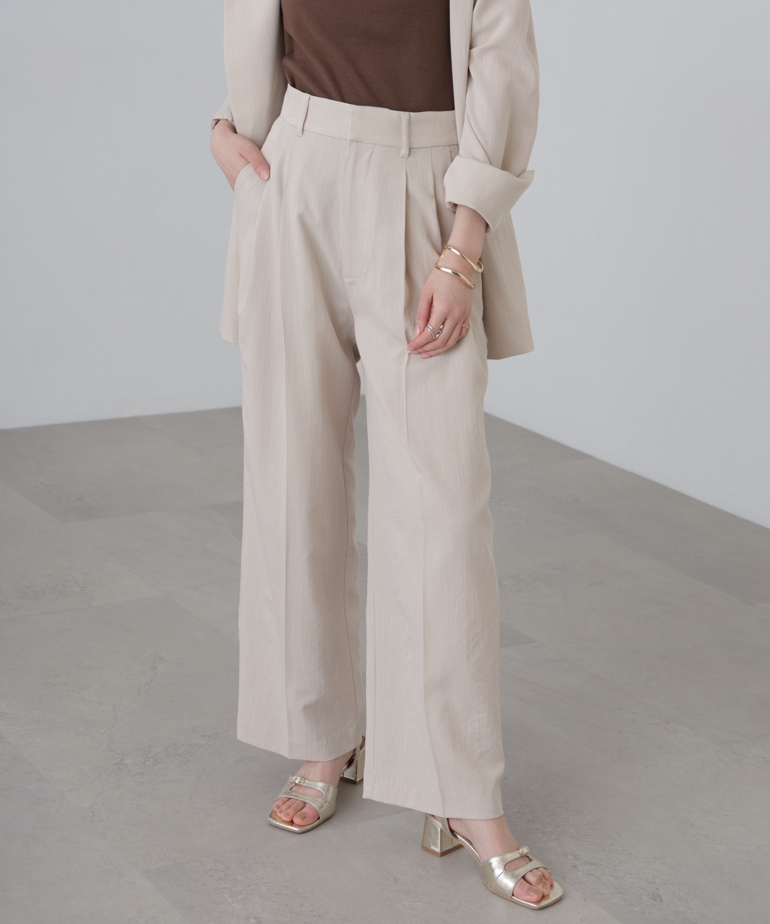  「麻調合繊タックワイドパンツ」|その他|