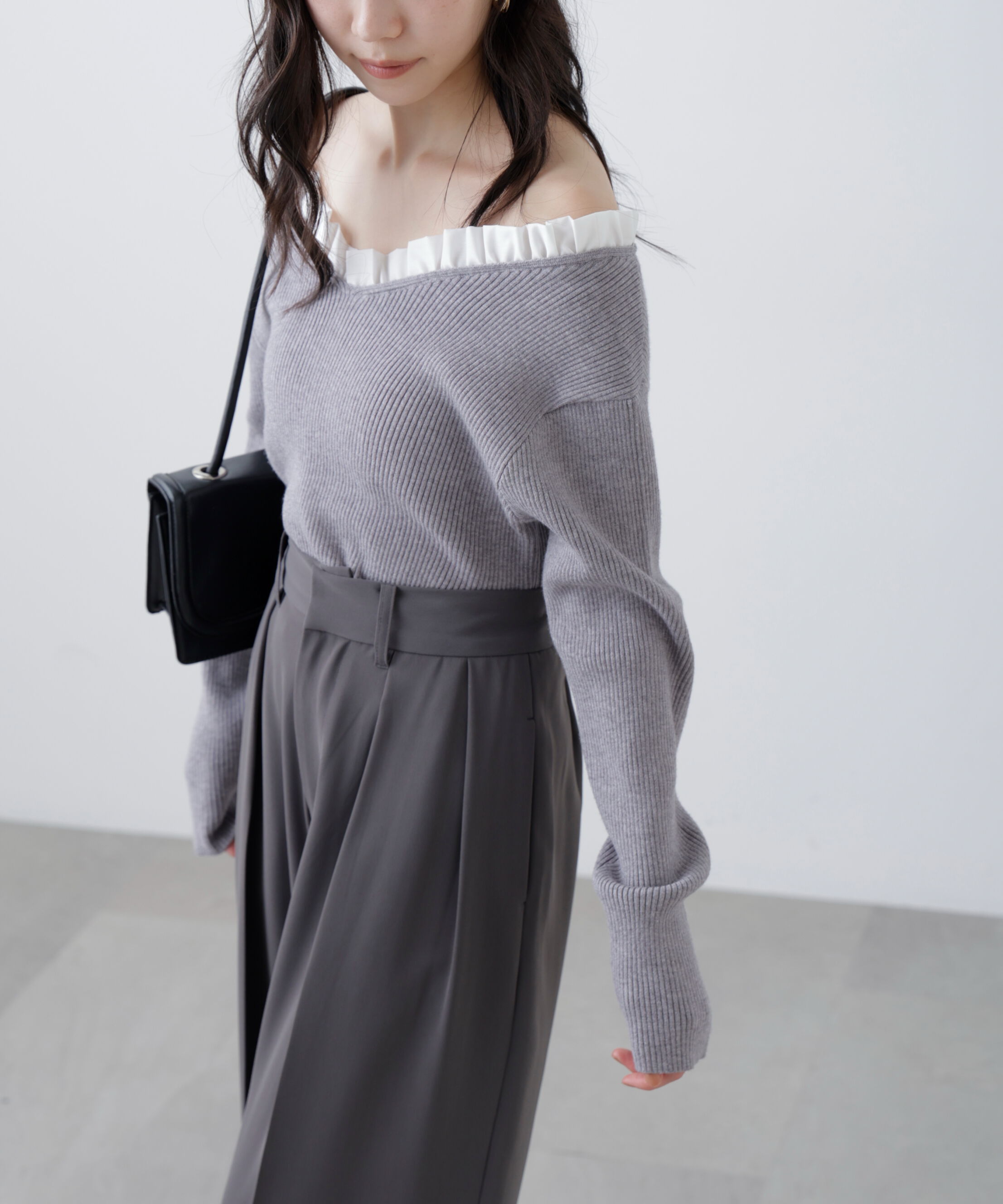  「フリルドッキングＶネックニット〈MFM〉」|ニット・セーター|