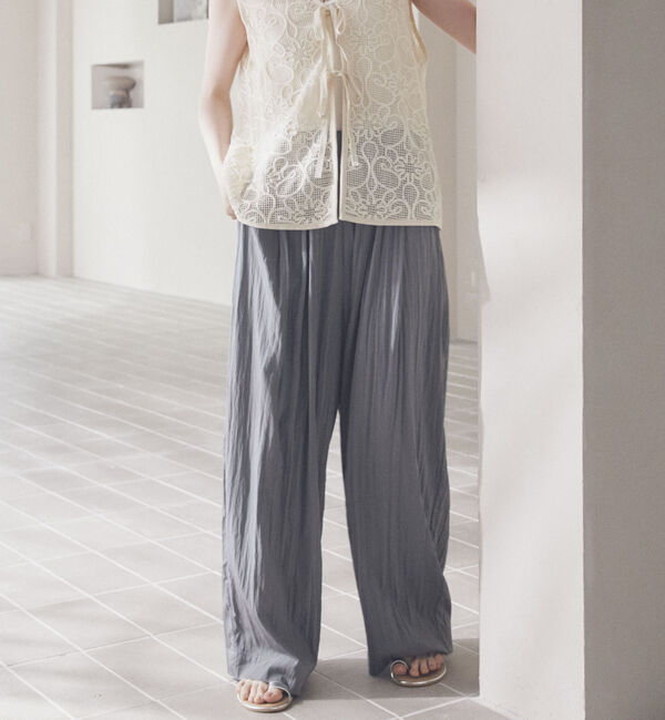 Doux archives「ワイドウエストギャザーパンツ」|チノ|
