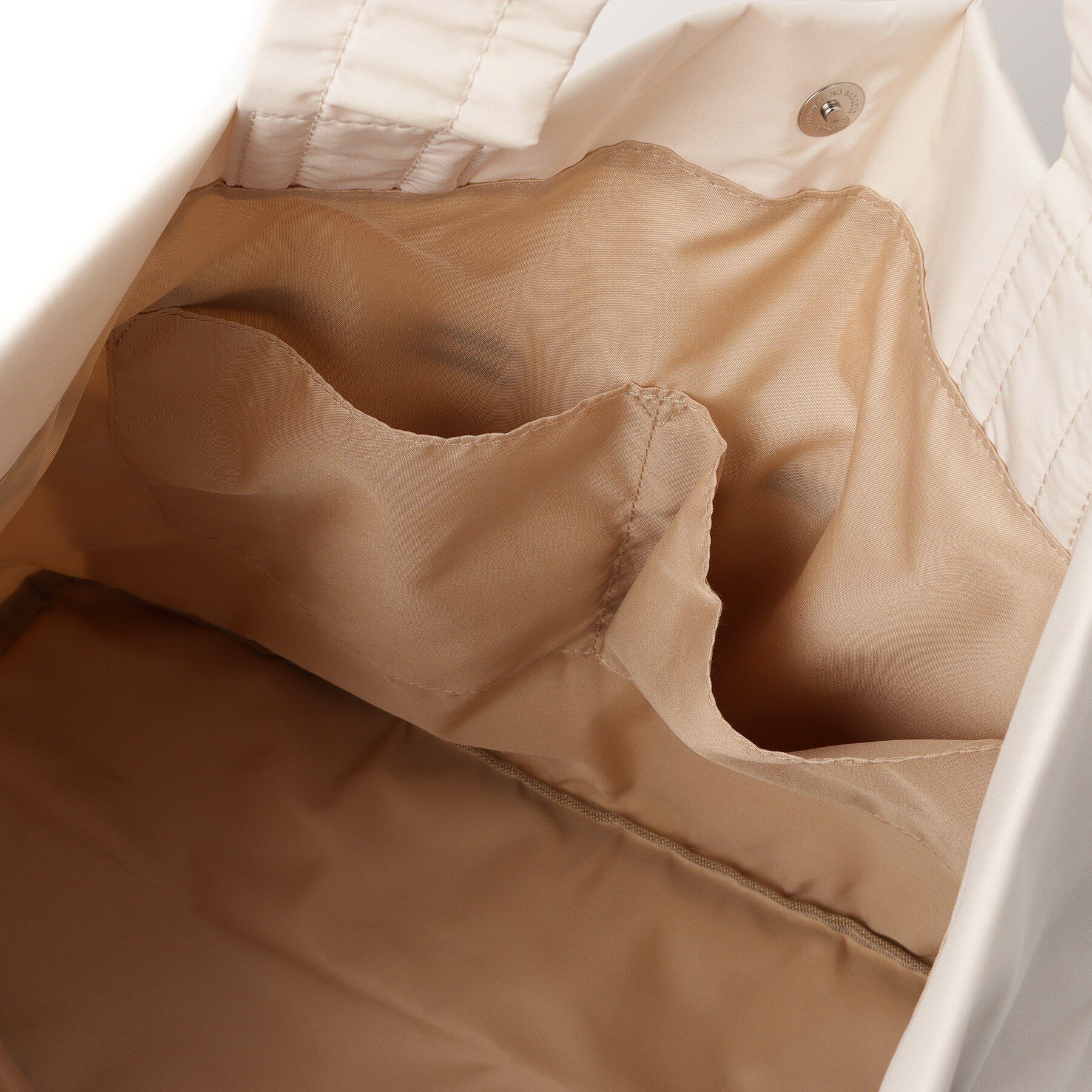 ITS&rsquo;DEMO「【8ポケット／A4対応】撥水Wポケットドロストトート」|トートバッグ|