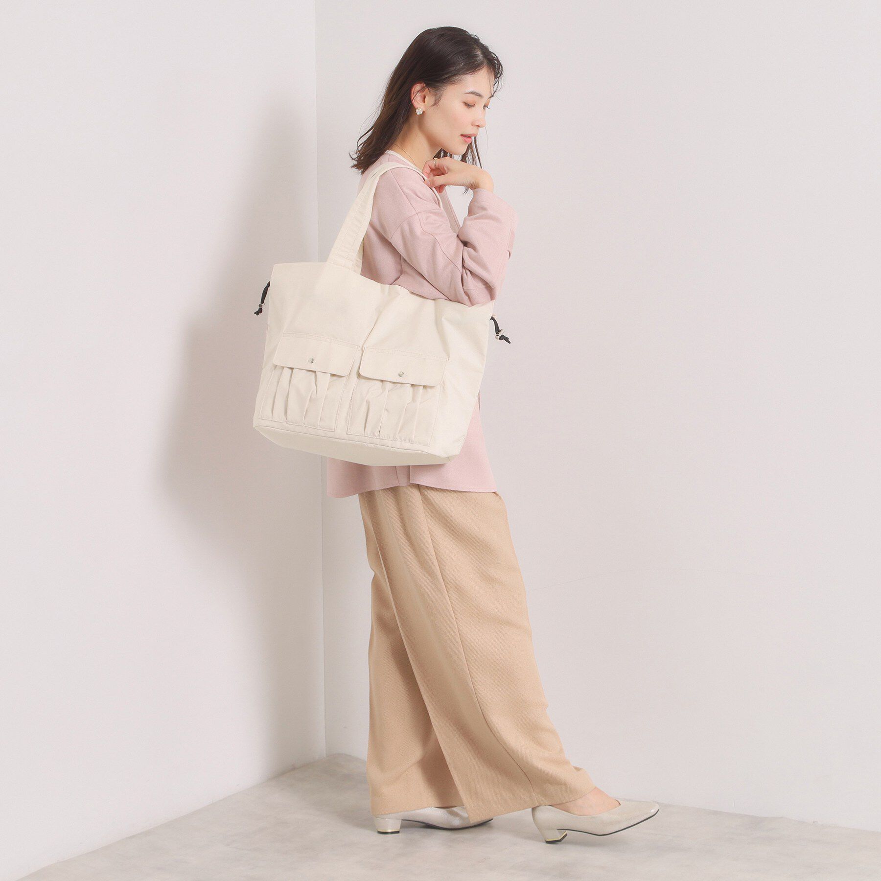 ITS&rsquo;DEMO「【8ポケット／A4対応】撥水Wポケットドロストトート」|トートバッグ|