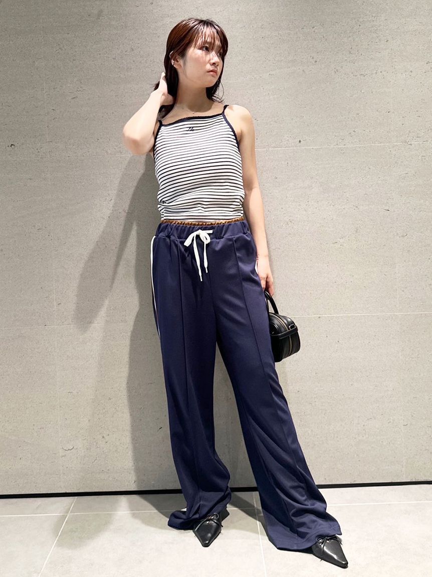 LILY BROWN「【LILY BROWN&times;MARY QUANT】デイジー刺繍セミフレアトラックパンツ」|チノ|