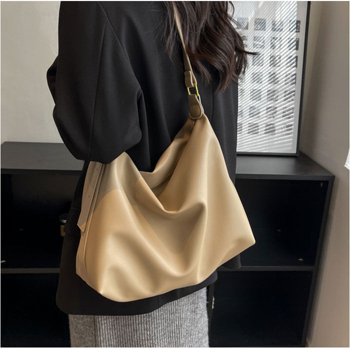 BACKYARD FAMILY「ショルダーバッグ レディース 大人 通販 トートバッグ 斜め掛け レディースバッグ レザーバッグ」|ショルダー・メッセンジャー|