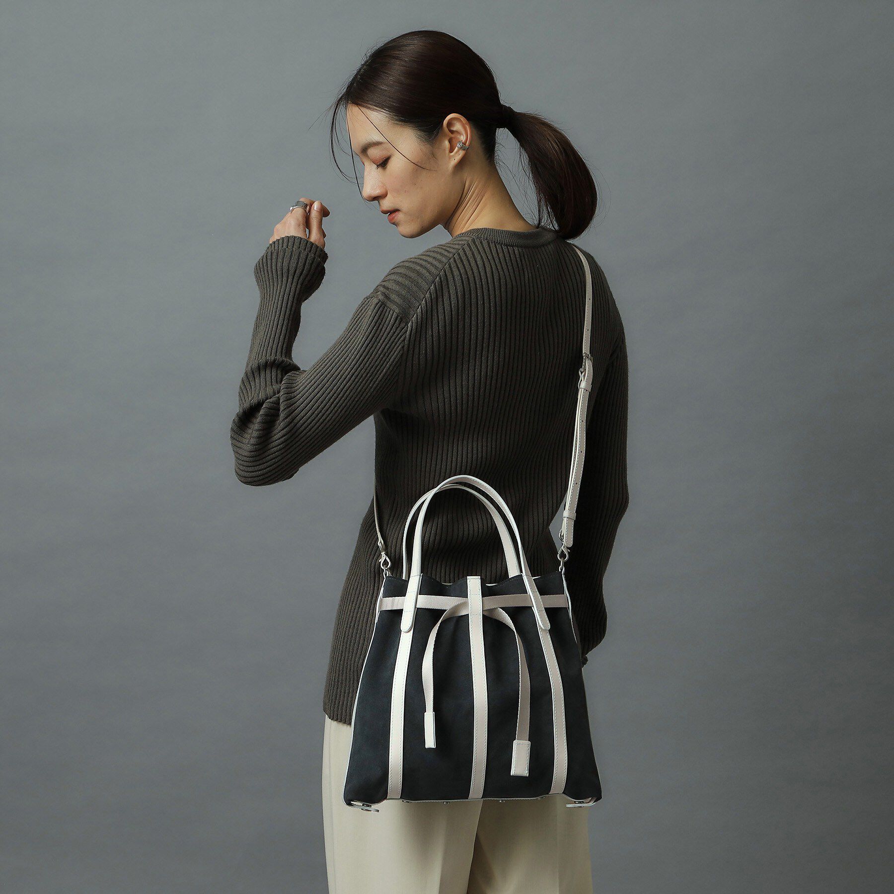 HIROKO HAYASHI「PANIER CAMOSCIO（パニエ カモッショ）2wayショルダーバッグ」|ショルダー・メッセンジャー|