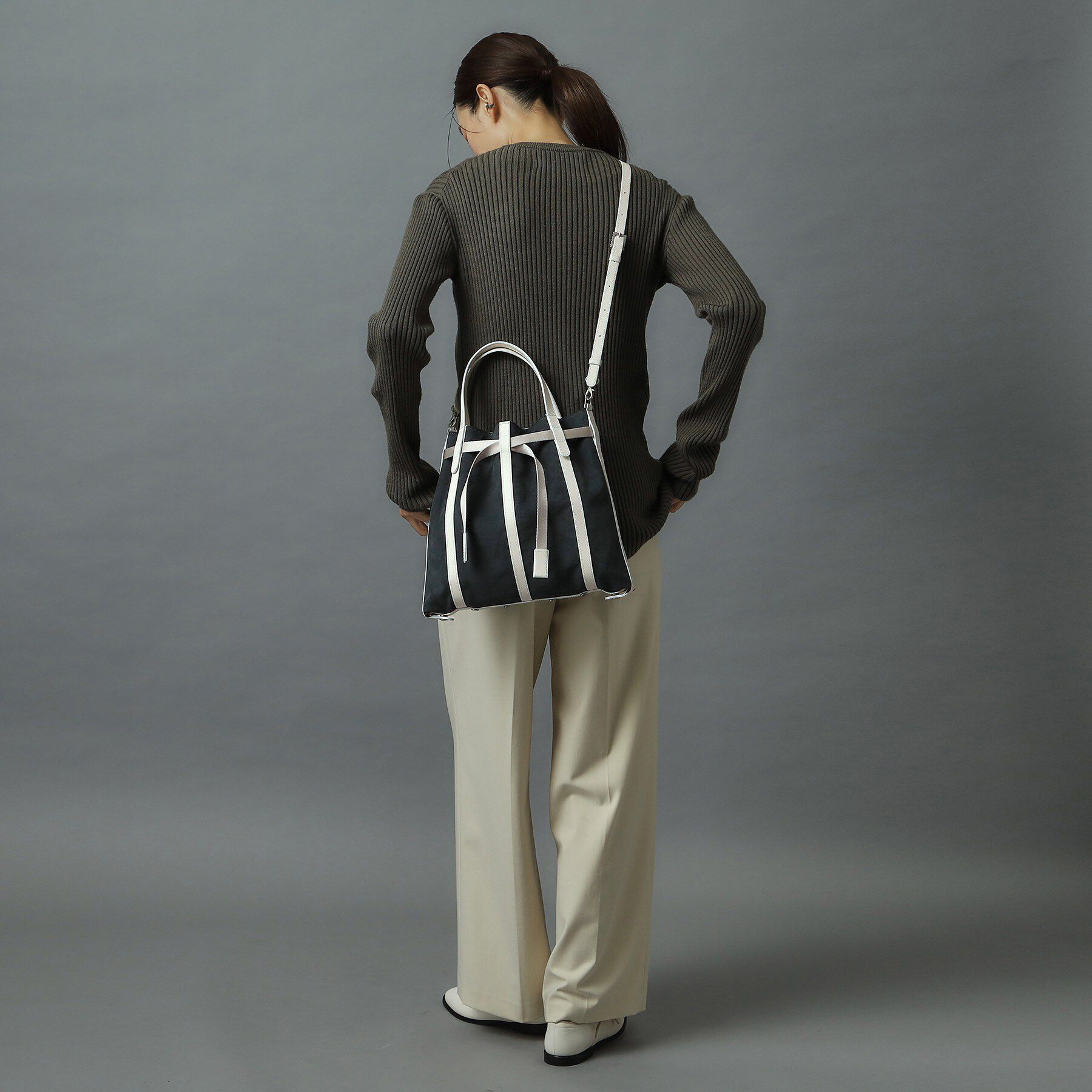 HIROKO HAYASHI「PANIER CAMOSCIO（パニエ カモッショ）2wayショルダーバッグ」|ショルダー・メッセンジャー|