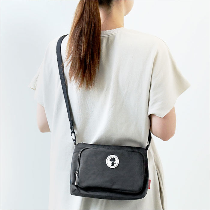 BACKYARD FAMILY「ショルダーバッグ キャラクター 通販 ショルダーバック ショルダー 肩掛け 斜め掛け ポシェット」|ショルダー・メッセンジャー|