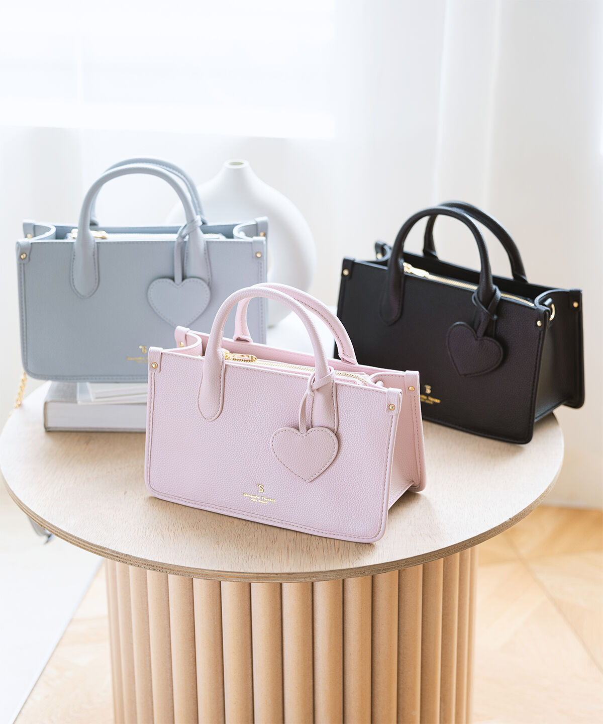 Samantha Thavasa Petit Choice「ハートミラーチャーム付きスクエアショルダー」|ショルダー・メッセンジャー|