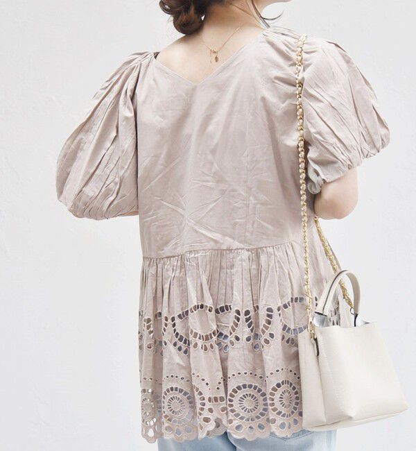 quaranciel「quaranciel:〈洗濯機可能〉コットン カットワーク レース パフスリーブ ブラウス」|シャツ・ブラウス|ベージュ