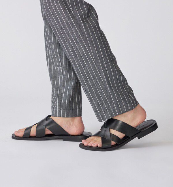 SHIPS「CORSO ROMA 9: メッシュ クロスストラップ サンダル」|サンダル|