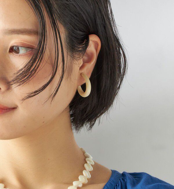 SHIPS for women「樹脂 フープ イヤリング M」|イヤリング|ナチュラル