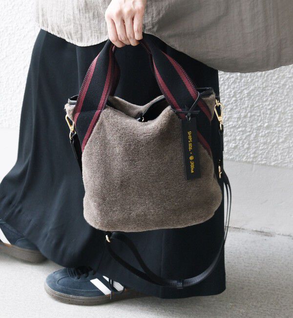 SHIPS any「【SHIPS any別注】Folna: 2WAY ライン リバーシブル ショルダー バッグ」|ショルダー・メッセンジャー|ブラウン