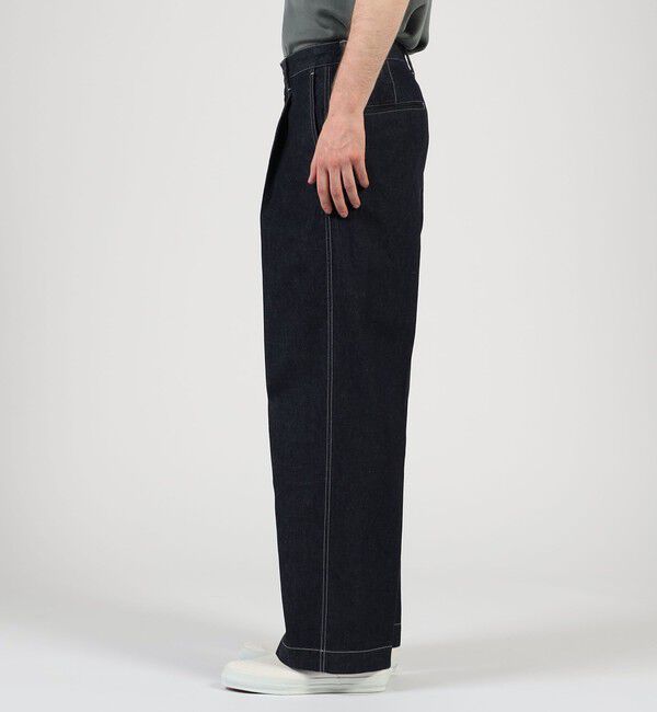 TOMORROWLAND MENS「9.5OZコットンデニム 1プリーツバレルパンツ」|デニム|