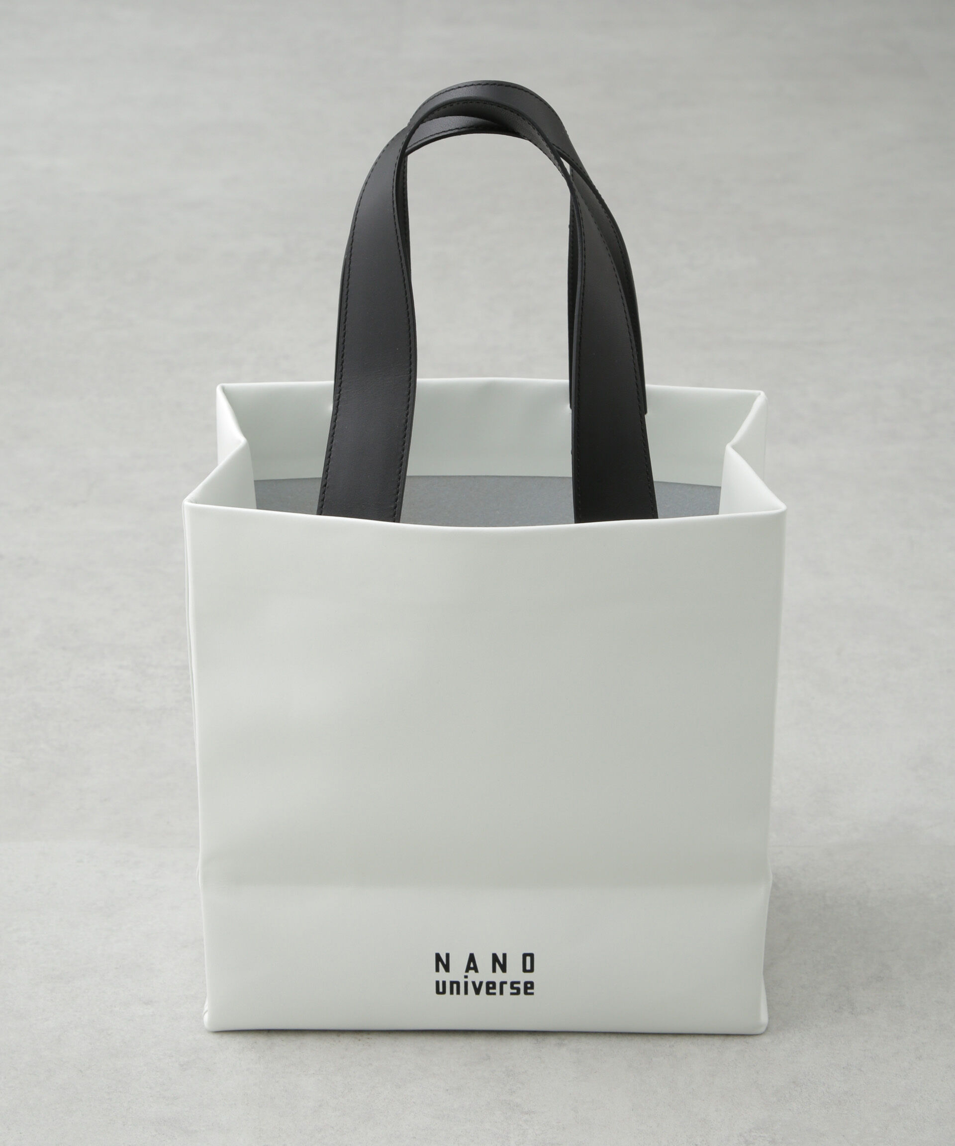 nano･universe「UNKNOWN PRODUCTS/別注 Leather Paper Bag」|ショルダー・メッセンジャー|