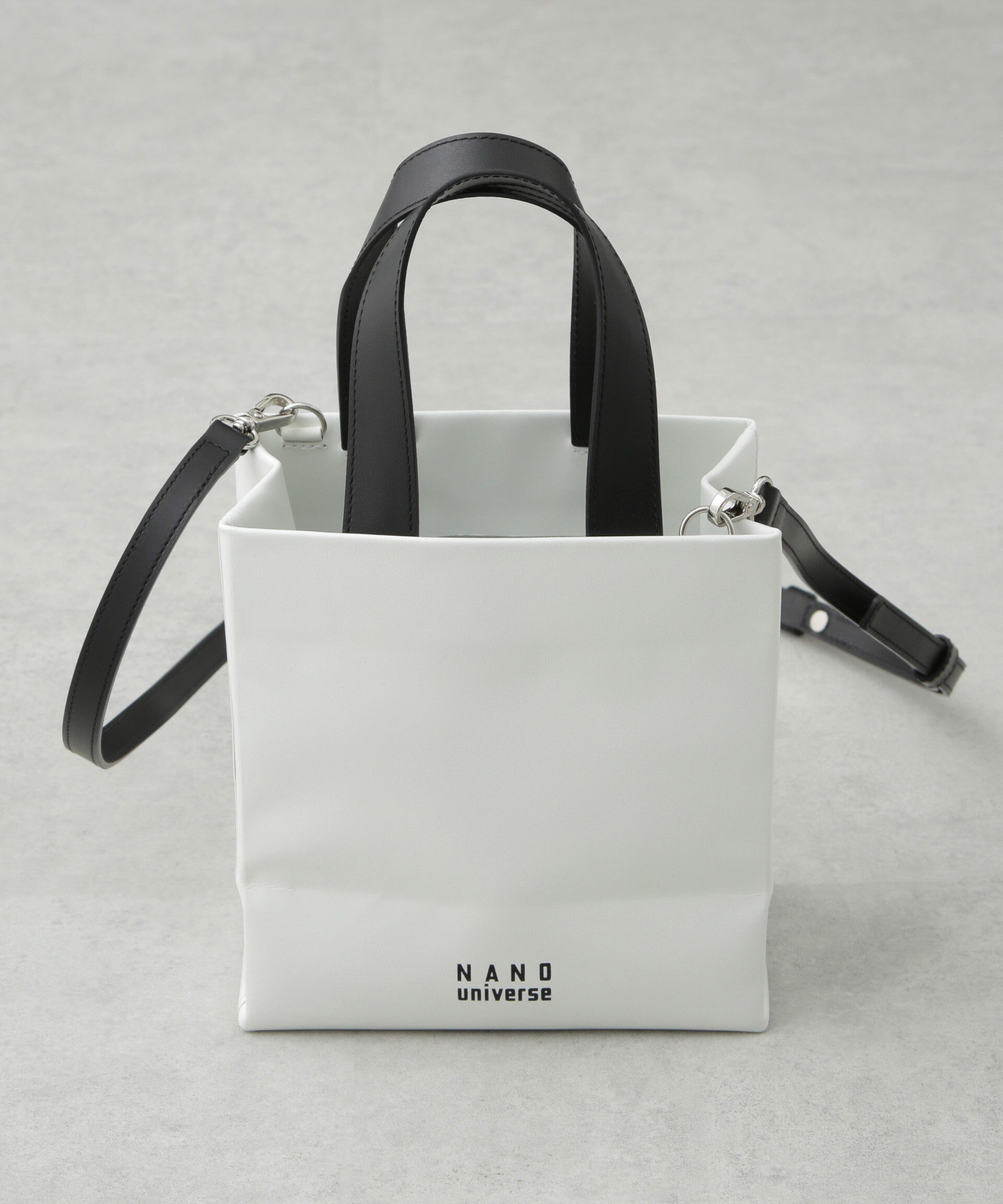 nano･universe「UNKNOWN PRODUCTS/別注 Leather Paper Bag Small」|ショルダー・メッセンジャー|