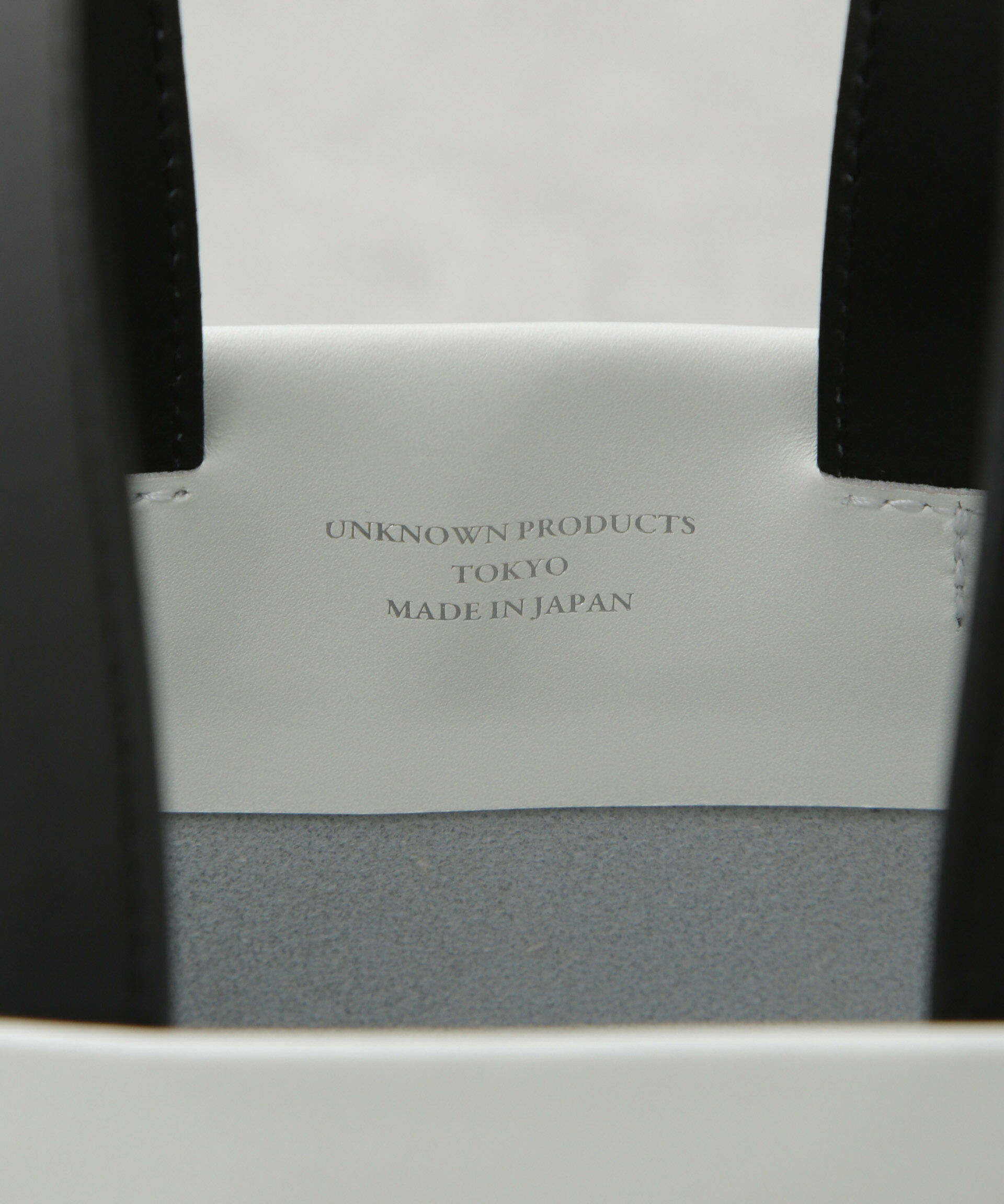 nano･universe「UNKNOWN PRODUCTS/別注 Leather Paper Bag Small」|ショルダー・メッセンジャー|