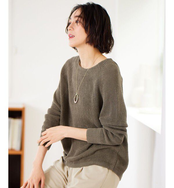 自由区「【WEB限定カラーあり・洗える】リネンミドルゲージボートネック ニット」|ニット・セーター|カーキ
