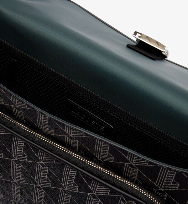 LACOSTE「ザブレンド モノグラムフラップメッセンジャーバッグ」|ショルダー・メッセンジャー|