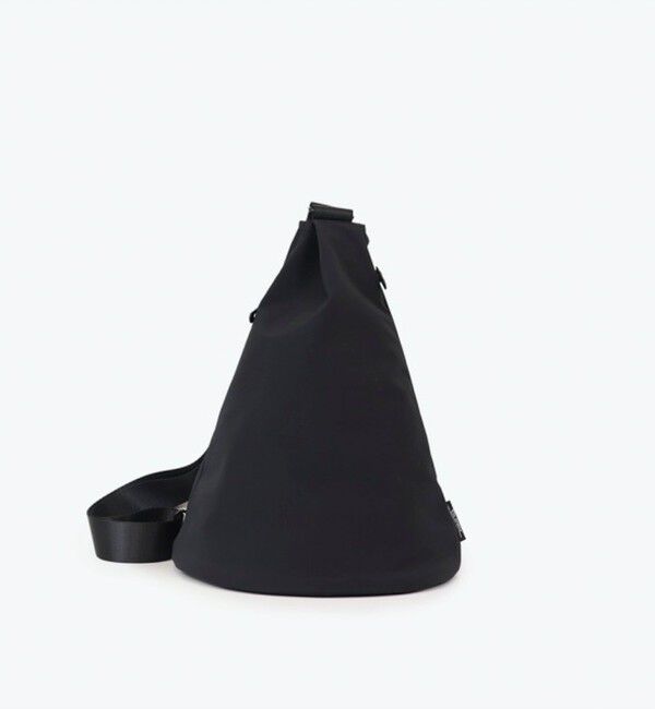 GLOSTER「【Un coeur/アンクール】Triangle Shoulder トライアングル型ショルダー」|ショルダー・メッセンジャー|ブラック