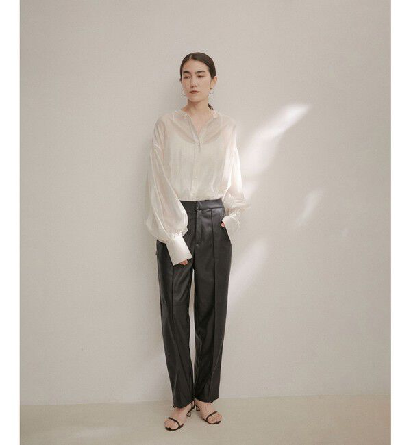 SALON adam et rope'「フェイクレザーテーパードパンツ」|チノ|