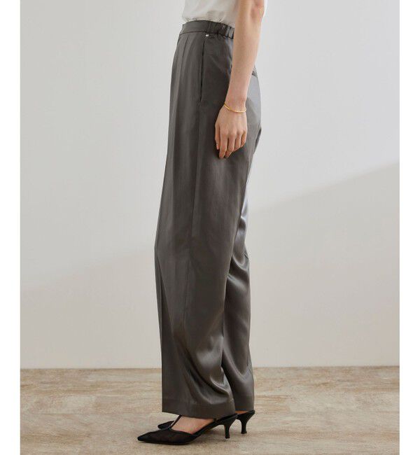 ROPE「【WEB・一部店舗限定】ブライトハンマーサテンテーパードパンツ/洗える」|チノ|