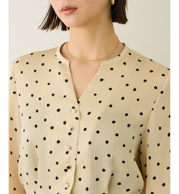 ROPE「ドットプリントウエストタックペプラムブラウス/イージーケア」|シャツ・ブラウス|