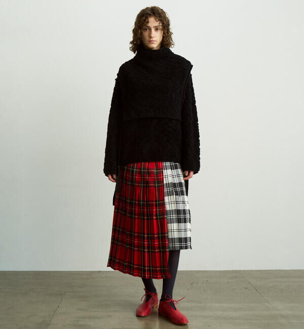  「UNFIL | ランダムウール ハイネックニットベスト WOMEN」|ベスト・ジレ|