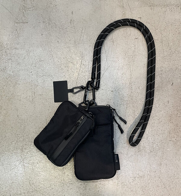 ABAHOUSE「【NoiR / ノアール】撥水加工 ロープショルダー スマホ マルチポーチ Tr」|ショルダー・メッセンジャー|